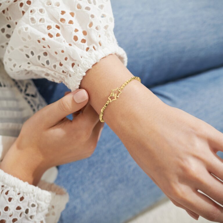 Forever Yours 'Good Luck' Bracelet in Gold-Tone Plating